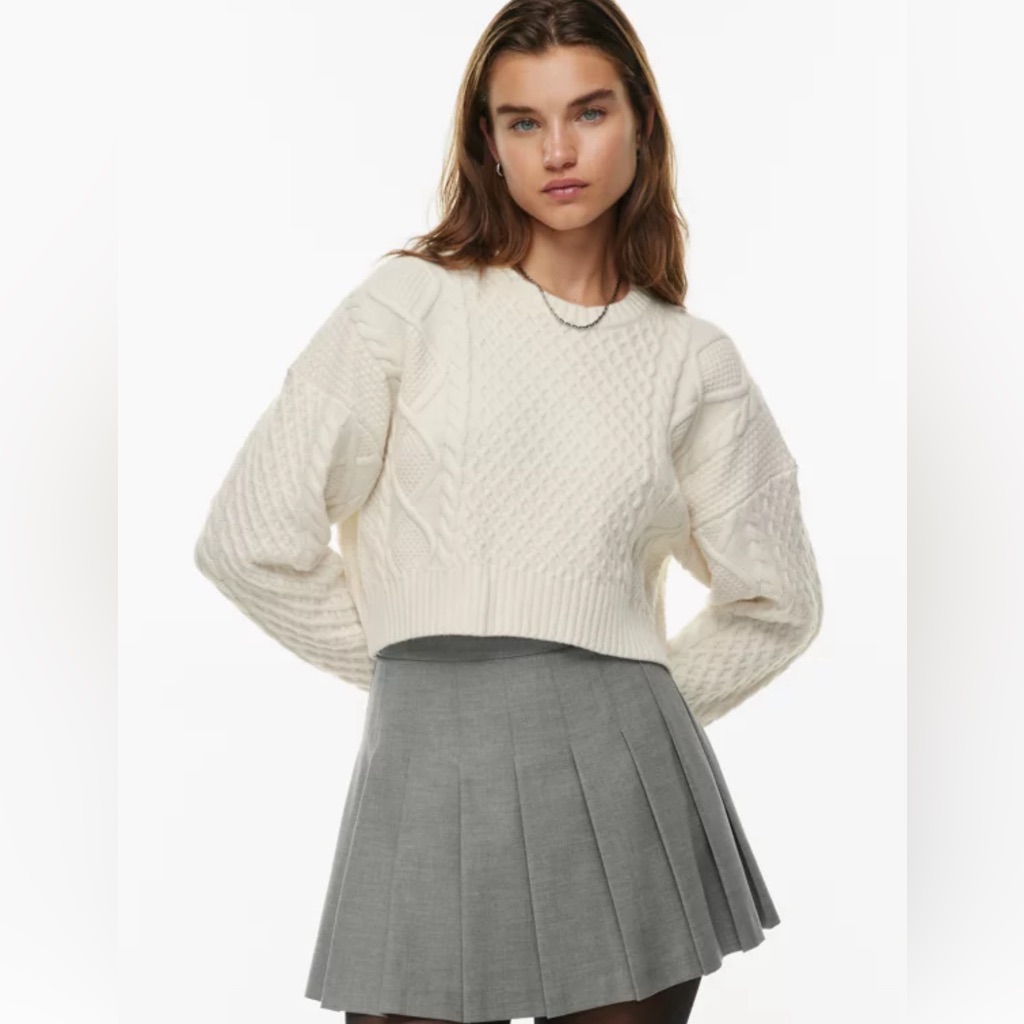 Aritzia Sunday Best Peggy Cropped Sweater In White Rabbit Size Medium H0662
